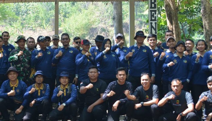 Asah Kemampuan, Lapas Kendal Latihan Menembak Bersama Kodim 0715/Kendal