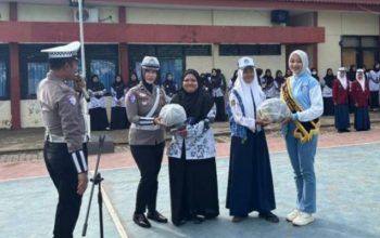 Satlantas Polres Sumenep Manfaatkan Hari Guru Nasional untuk Edukasi Keselamatan Pelajar