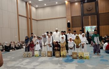 Ramadan Penuh Berkah, Keluarga Besar Abd Aziz Salim Syabibi Satukan Lintas Elemen dalam Buka Puasa Akbar dan Santunan Anak Yatim
