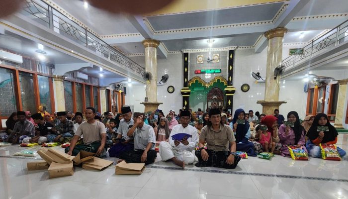 Detikzone Hadirkan Harapan: 150 Anak Yatim, Dhuafa, dan Marbot Terima Santunan Akbar di Masjid Mujahidin