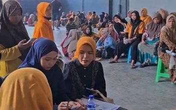 Perhatian untuk Pekerja Industri Tembakau, Ratusan Karyawan CV Ayunda Pamekasan Terima BLT DBHCHT