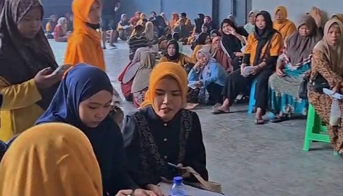 Perhatian untuk Pekerja Industri Tembakau, Ratusan Karyawan CV Ayunda Pamekasan Terima BLT DBHCHT